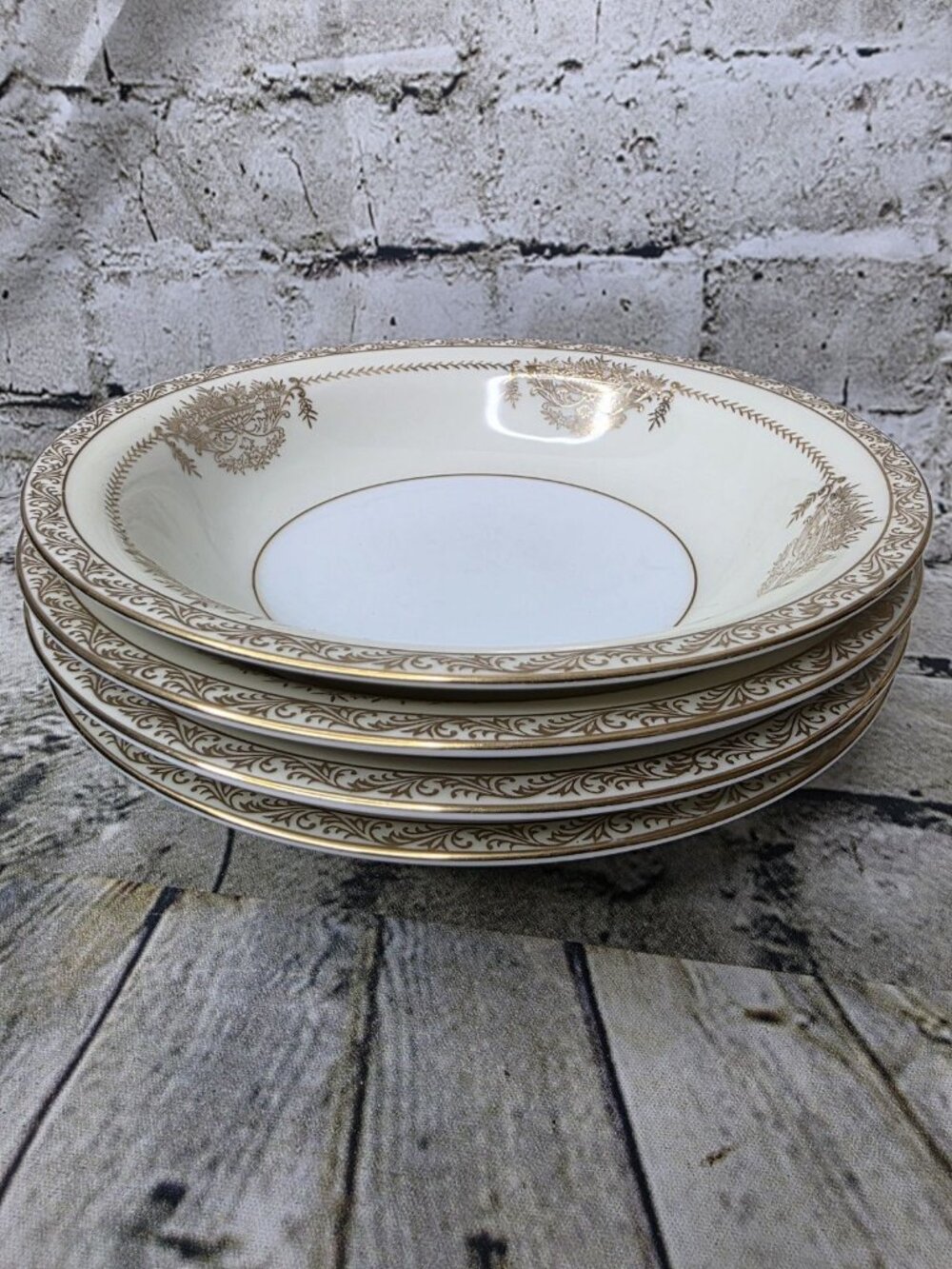 Noritake Bancroft Group of 4 Coupe Soup Bowls 7.25"